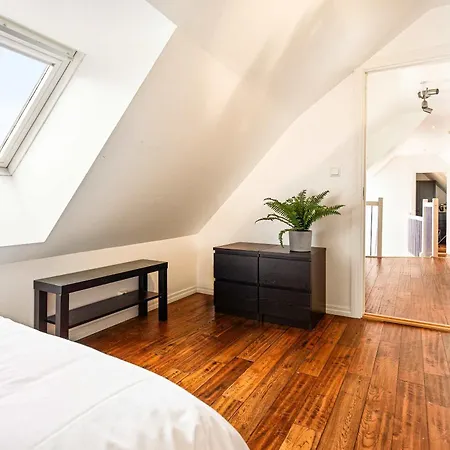 Heimby Homes - Large Penthouse In Skuteviken Μπέργκεν
